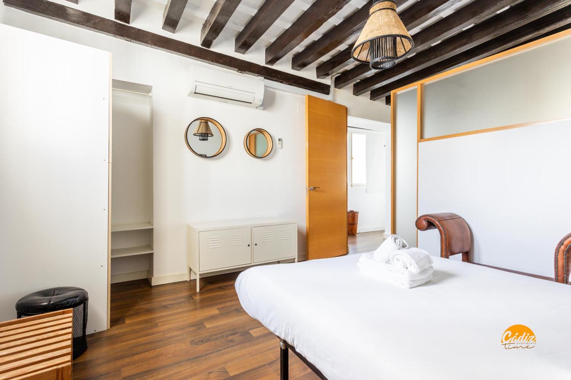 Diana De Columela By Cadiz Time Apartment Luaran gambar